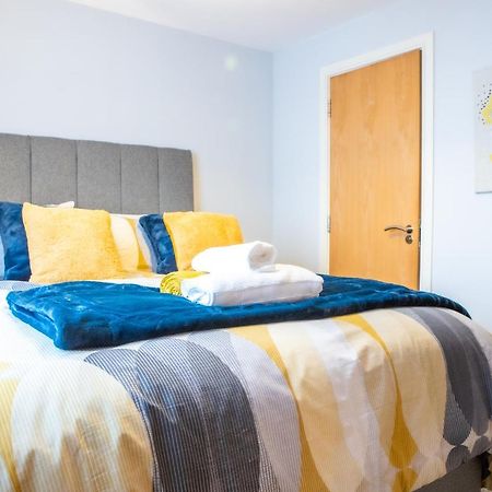 Newly Furnished Appartment Near Train Station Wolverhampton Eksteriør bilde