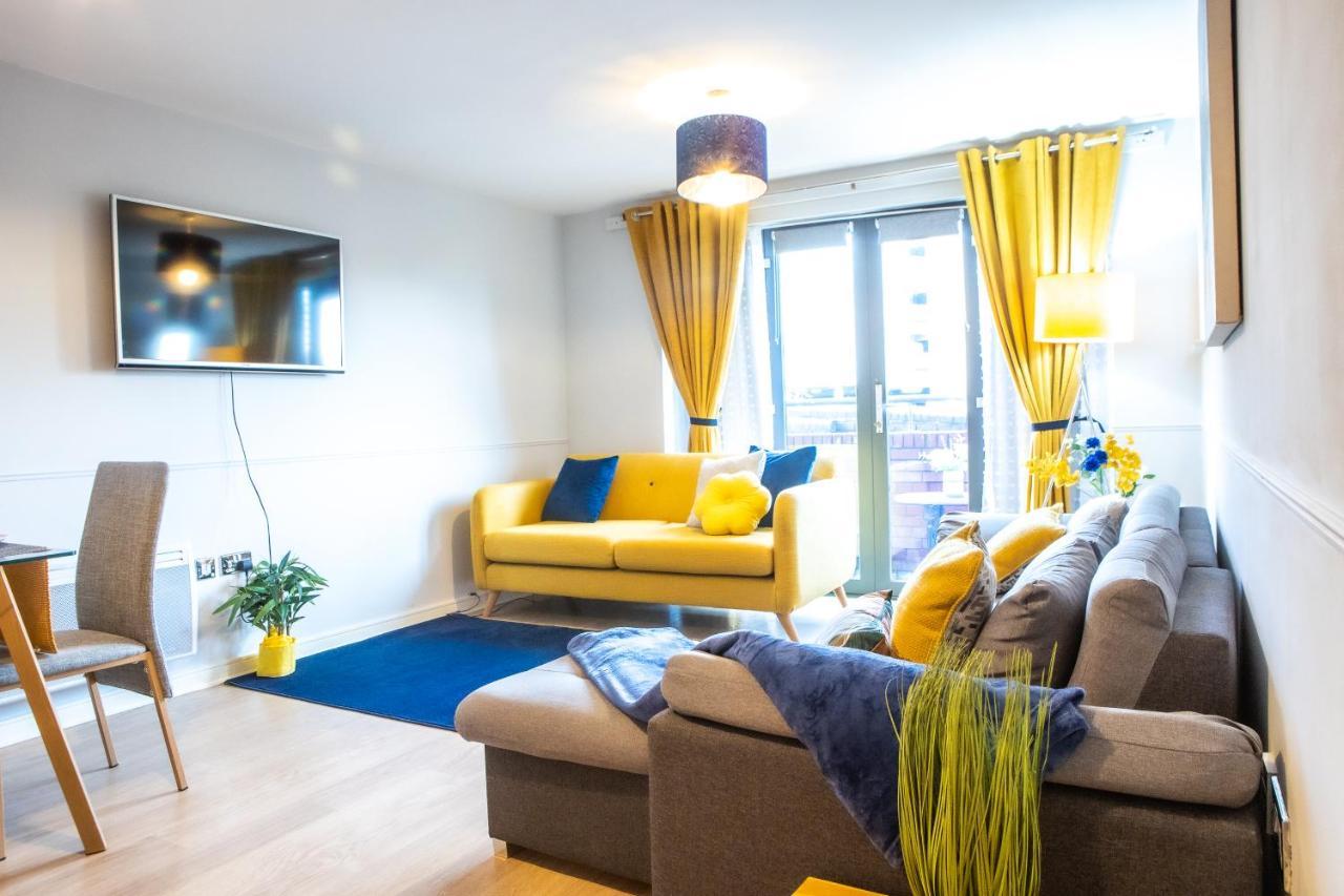 Newly Furnished Appartment Near Train Station Wolverhampton Eksteriør bilde