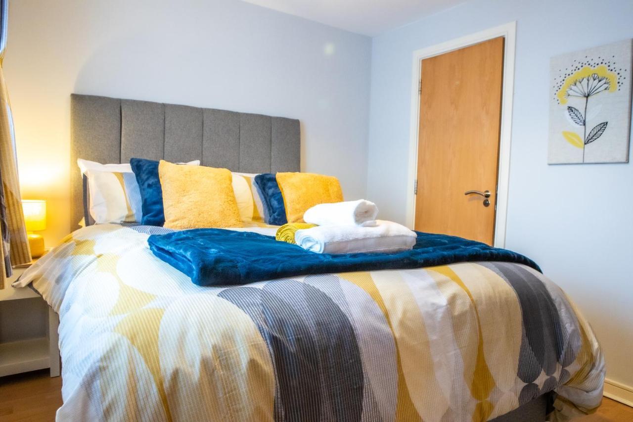 Newly Furnished Appartment Near Train Station Wolverhampton Eksteriør bilde