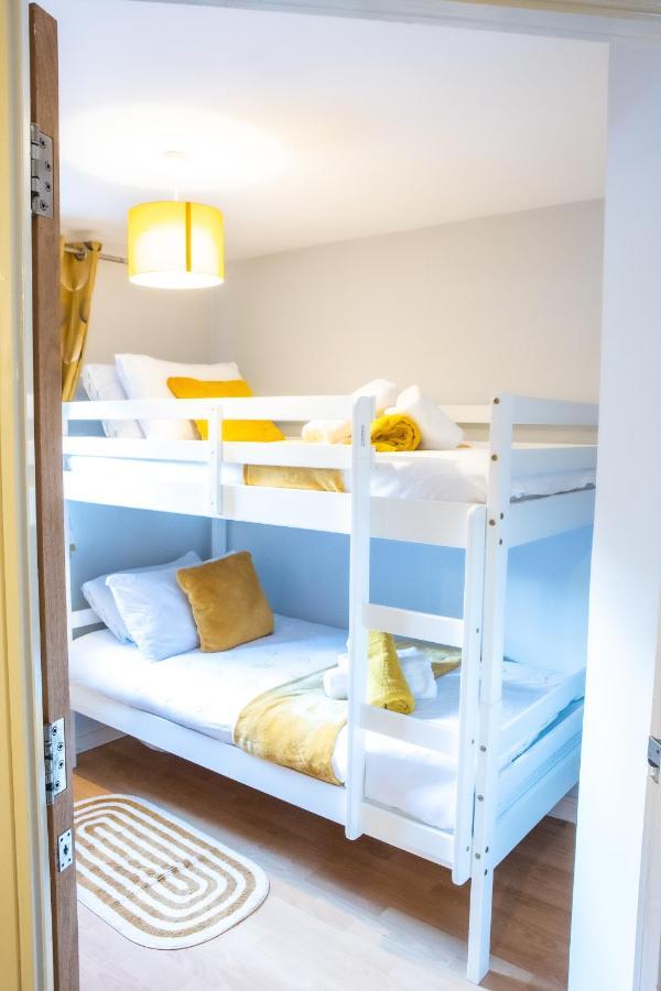 Newly Furnished Appartment Near Train Station Wolverhampton Eksteriør bilde